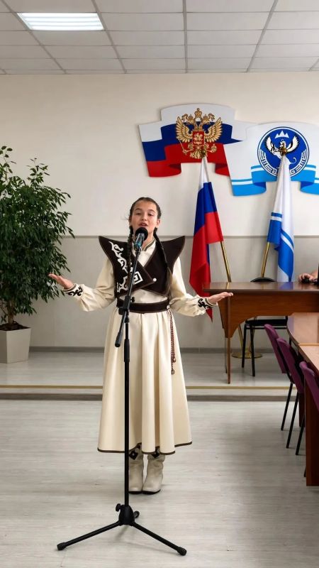 Патриотический автопробег «Алтайский сбор» прошел сегодня в Турочакском районе - жители сел собрали гуманитарный груз для бойцов СВО и передали его участникам автопробега на точках маршрута Патриотический автопробег «Алтайский сбор» прошел сегодня в Турочакском районе - жители сел собрали гуманитарный груз для бойцов СВО и передали его участникам автопробега на точках маршрута