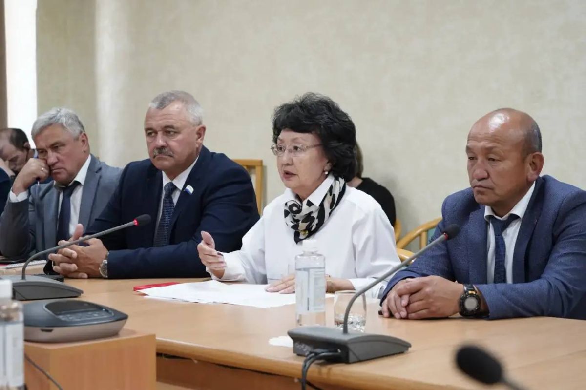 Провели Правительственный час, посвященный готовности системы образования к новому учебному году Провели Правительственный час, посвященный готовности системы образования к новому учебному году
