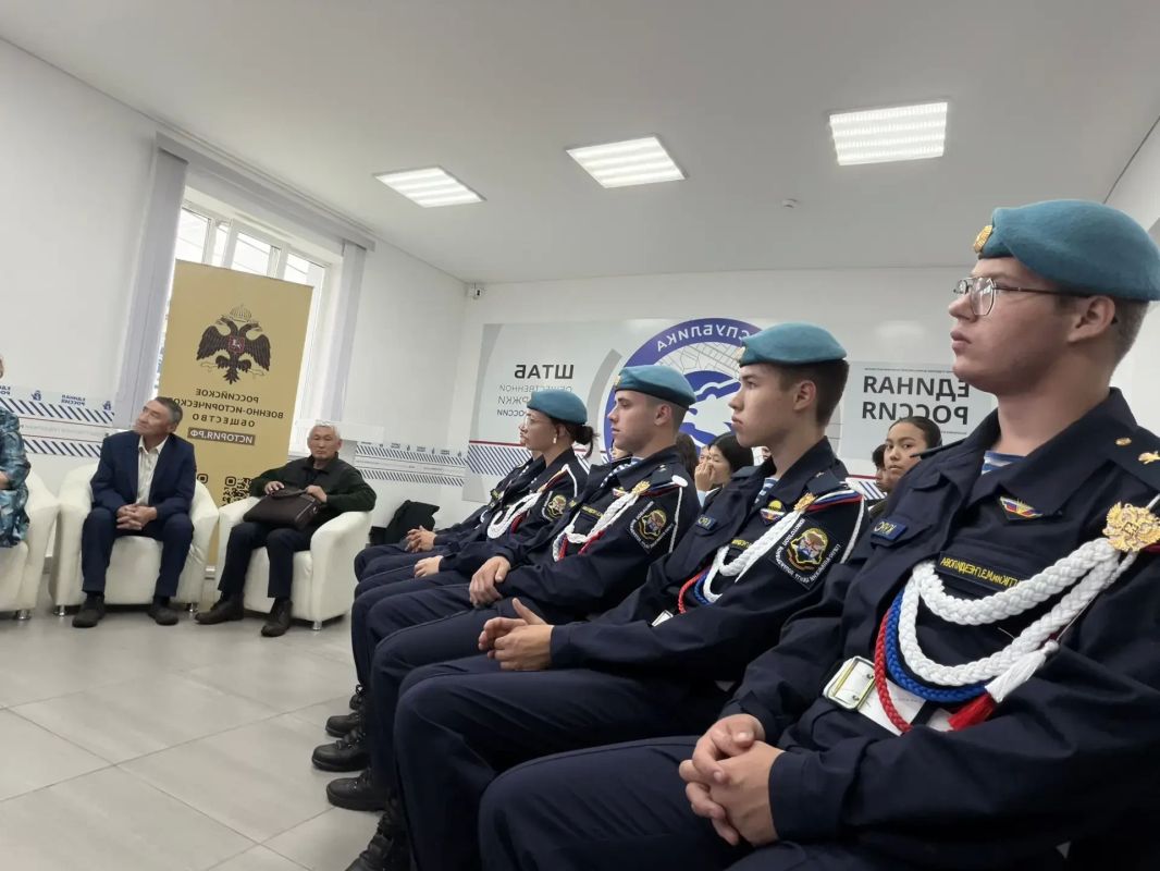 17 сентября в Штабе общественной поддержки Единой России состоялась литературно-музыкальная встреча под названием «За того парня…», ставшая данью глубокого уважения нашим воинам, участвующим в СВО 17 сентября в Штабе общественной поддержки Единой России состоялась литературно-музыкальная встреча под названием «За того парня…», ставшая данью глубокого уважения нашим воинам, участвующим в СВО