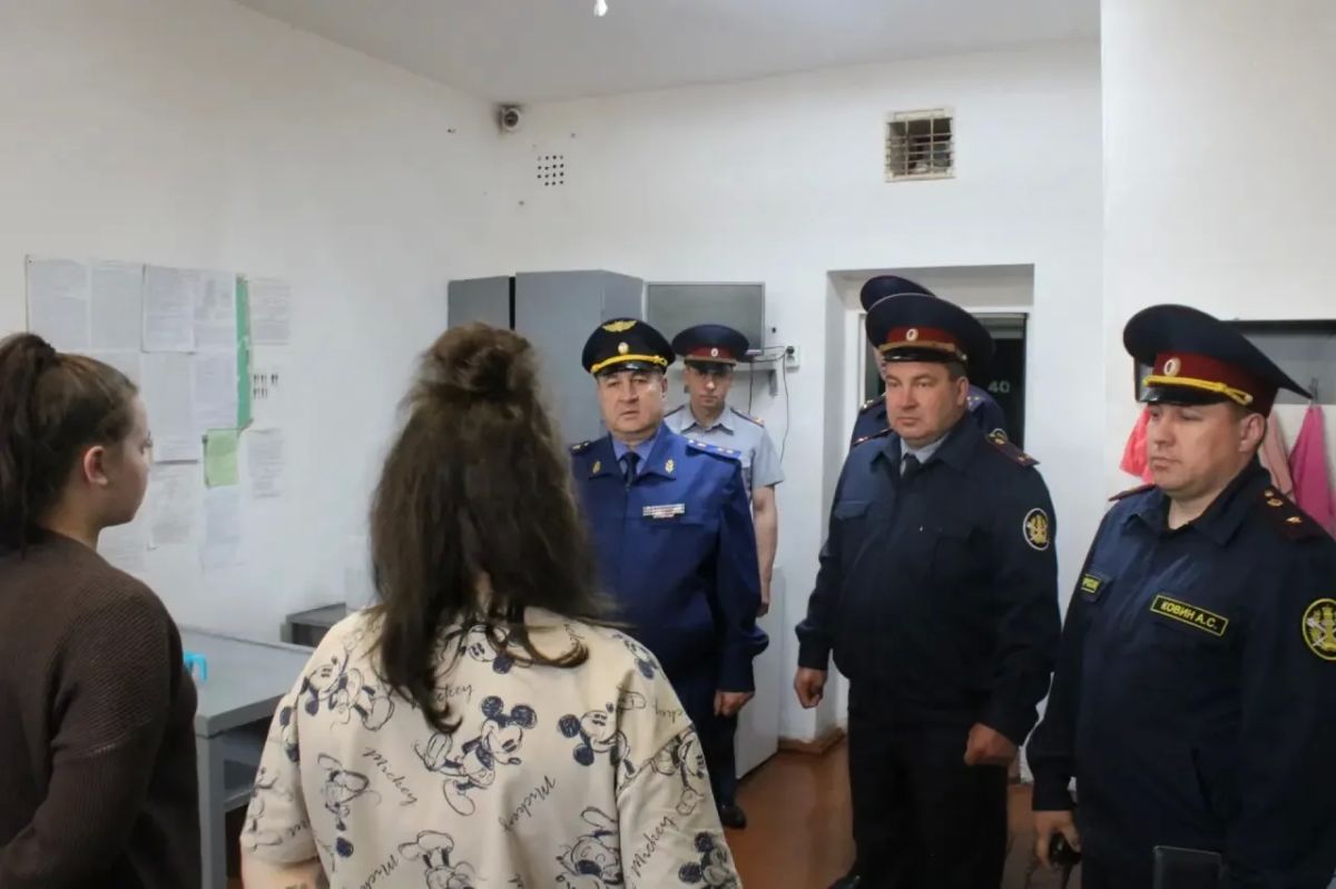 Прокурор республики Алтай провел проверку соблюдения законодательства в СИЗО-1 Прокурор республики Алтай провел проверку соблюдения законодательства в СИЗО-1