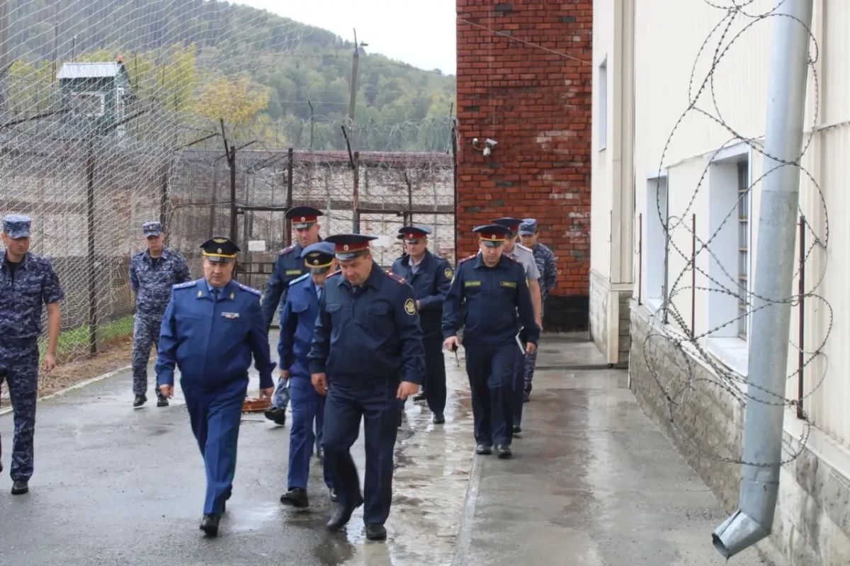 Прокурор республики Алтай провел проверку соблюдения законодательства в СИЗО-1 Прокурор республики Алтай провел проверку соблюдения законодательства в СИЗО-1