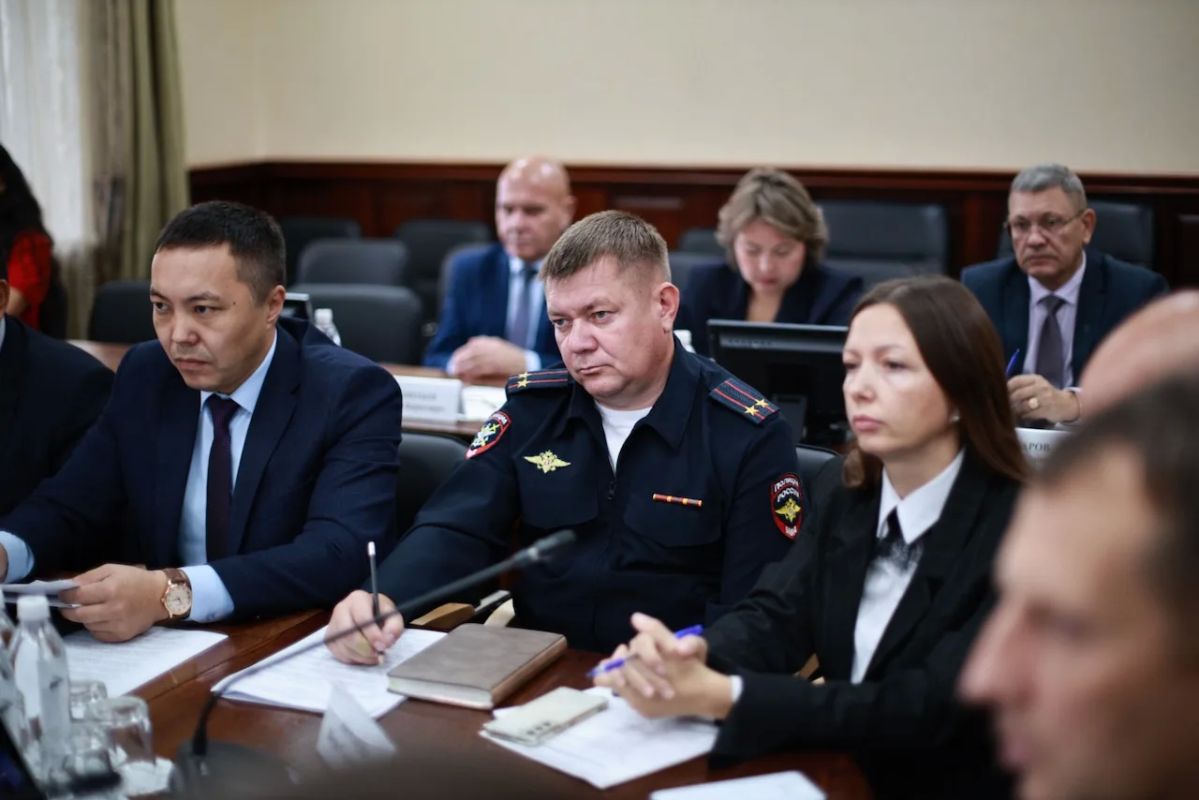 Андрей Турчак: Провел координационное совещание по правопорядку в Республике Андрей Турчак: Провел координационное совещание по правопорядку в Республике
