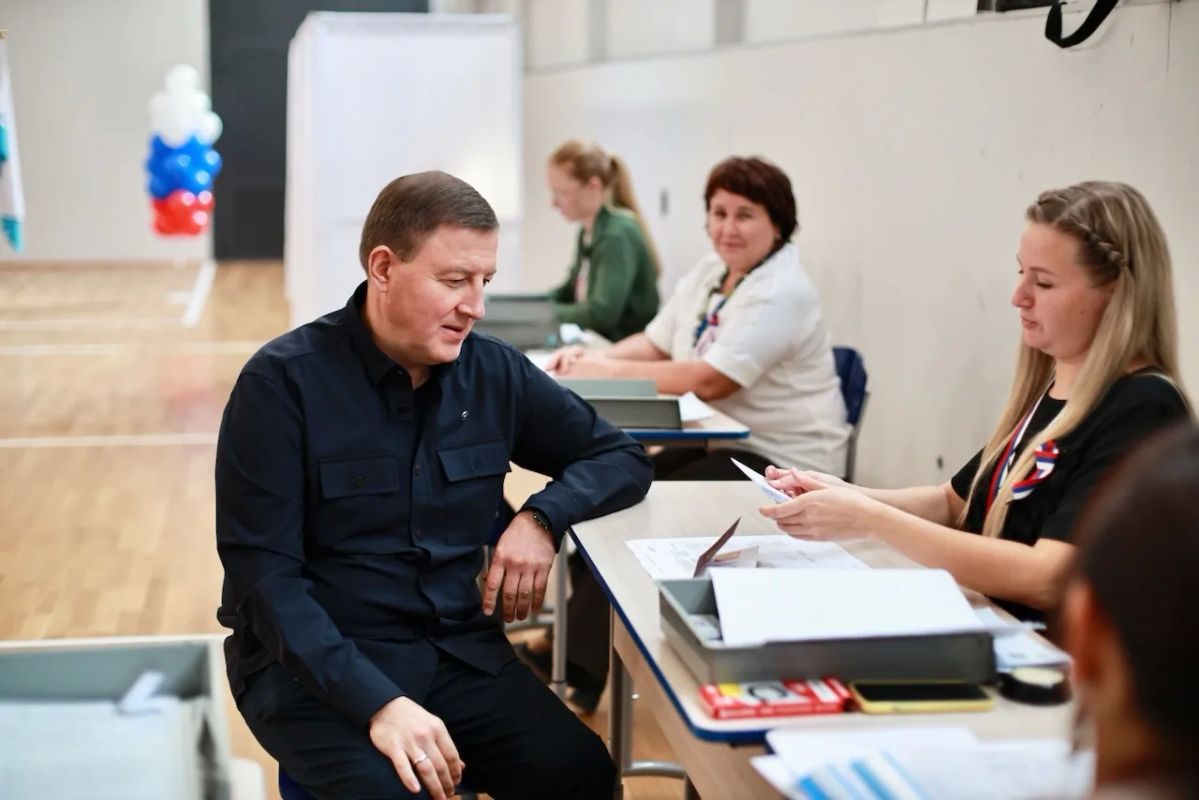 Андрей Турчак проголосовал на выборах депутатов Госдумы Андрей Турчак проголосовал на выборах депутатов Госдумы