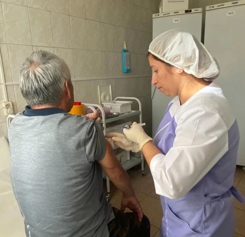 В Республике Алтай продолжается ежегодная прививочная кампания против гриппа В Республике Алтай продолжается ежегодная прививочная кампания против гриппа