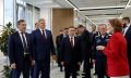 Сохранение национального достояния: полпред и федеральные министры осмотрели уникальные фонды ГПНТБ СО РАН