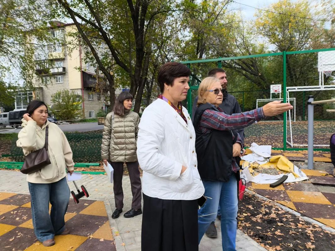 Мэр Горно-Алтайска провела традиционную планерку на объектах, благоустраиваемых по Народной программе и нацпроекту «Инфраструктура для жизни» Мэр Горно-Алтайска провела традиционную планерку на объектах, благоустраиваемых по Народной программе и нацпроекту «Инфраструктура для жизни»