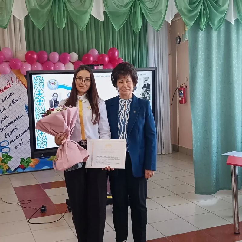 Первый вице-спикер Татьяна Гигель провела урок в Ыныргинской общеобразовательной школе Первый вице-спикер Татьяна Гигель провела урок в Ыныргинской общеобразовательной школе