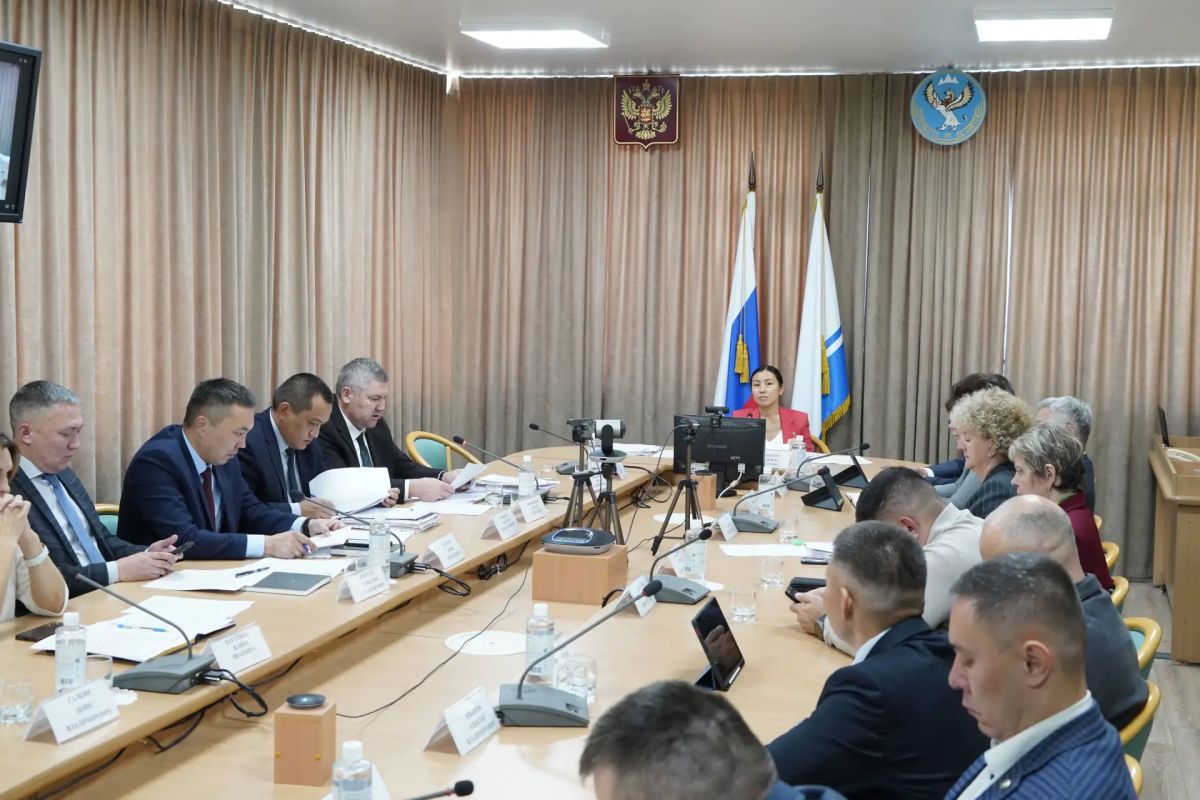 Комитеты Госсобрания – Эл Курултай провели заседания в преддверии очередной сессии, которая состоится завтра, 30 сентября Комитеты Госсобрания – Эл Курултай провели заседания в преддверии очередной сессии, которая состоится завтра, 30 сентября