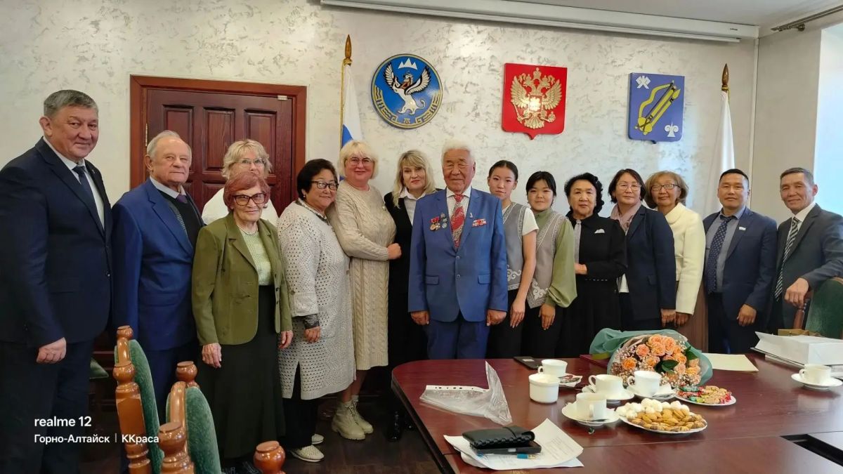 90 лет служения людям и Отчизне: в Горно-Алтайске чествовали Бориса Кондулеевича Алушкина