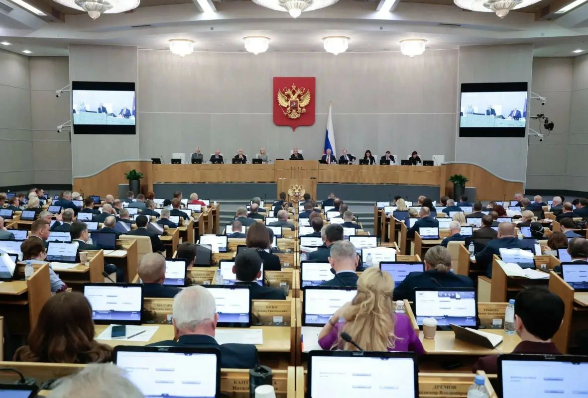Александр Суразов в Госдуме Александр Суразов в Госдуме