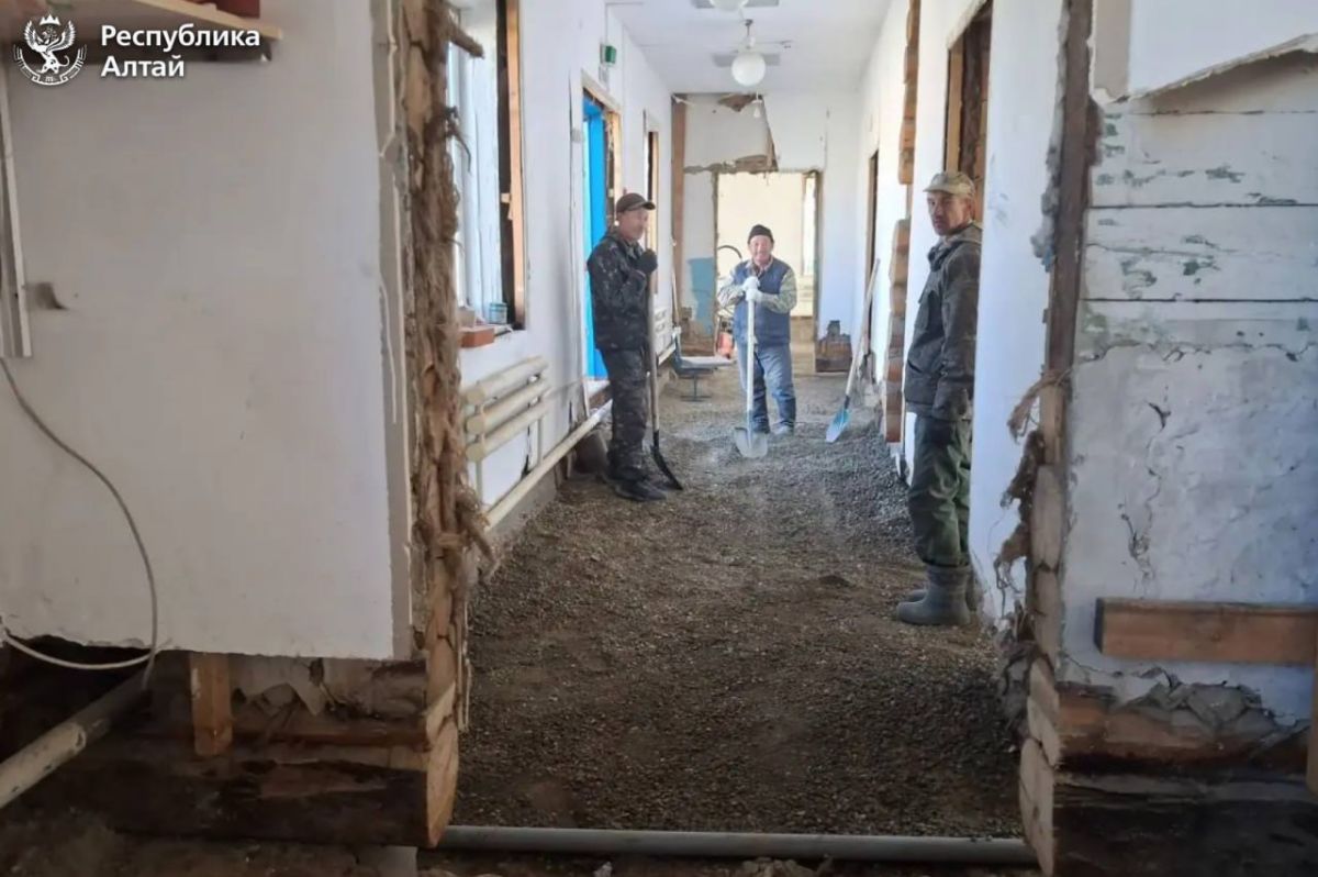 В отдалённом селе Джазатор Кош-Агачского района ремонтируют детский сад В отдалённом селе Джазатор Кош-Агачского района ремонтируют детский сад