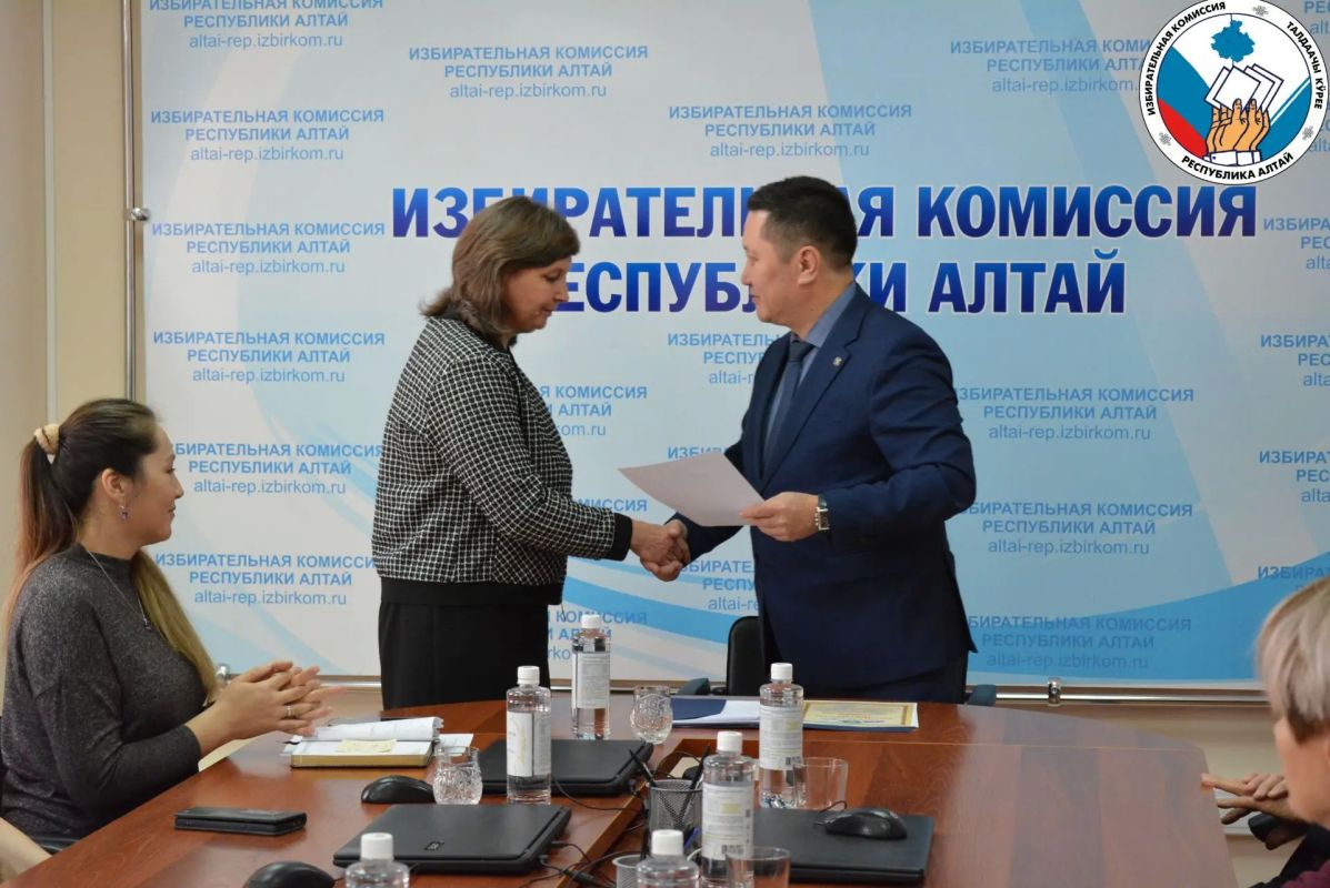 Завершена работа Контрольно-ревизионной службы при Избирательной комиссии Республики Алтай по контролю за целевым расходованием средств федерального бюджета Завершена работа Контрольно-ревизионной службы при Избирательной комиссии Республики Алтай по контролю за целевым расходованием средств федерального бюджета