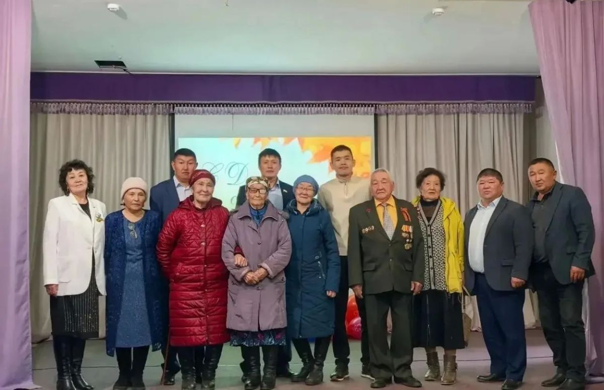 При поддержке депутата Госдумы в Акташе построят стадион При поддержке депутата Госдумы в Акташе построят стадион