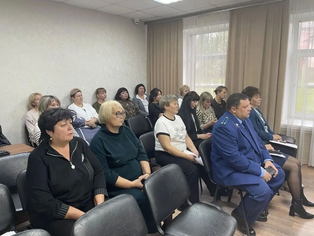 Первый вице-спикер парламента Республики Алтай Татьяна Гигель приняла участие во внеочередной 25-й сессии Совета депутатов Чойского района Первый вице-спикер парламента Республики Алтай Татьяна Гигель приняла участие во внеочередной 25-й сессии Совета депутатов Чойского района