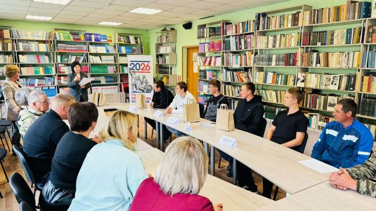 Конкурс профессионального мастерства «Лучший пахарь» прошел в Усть-Коксинском техникуме отраслевых технологий