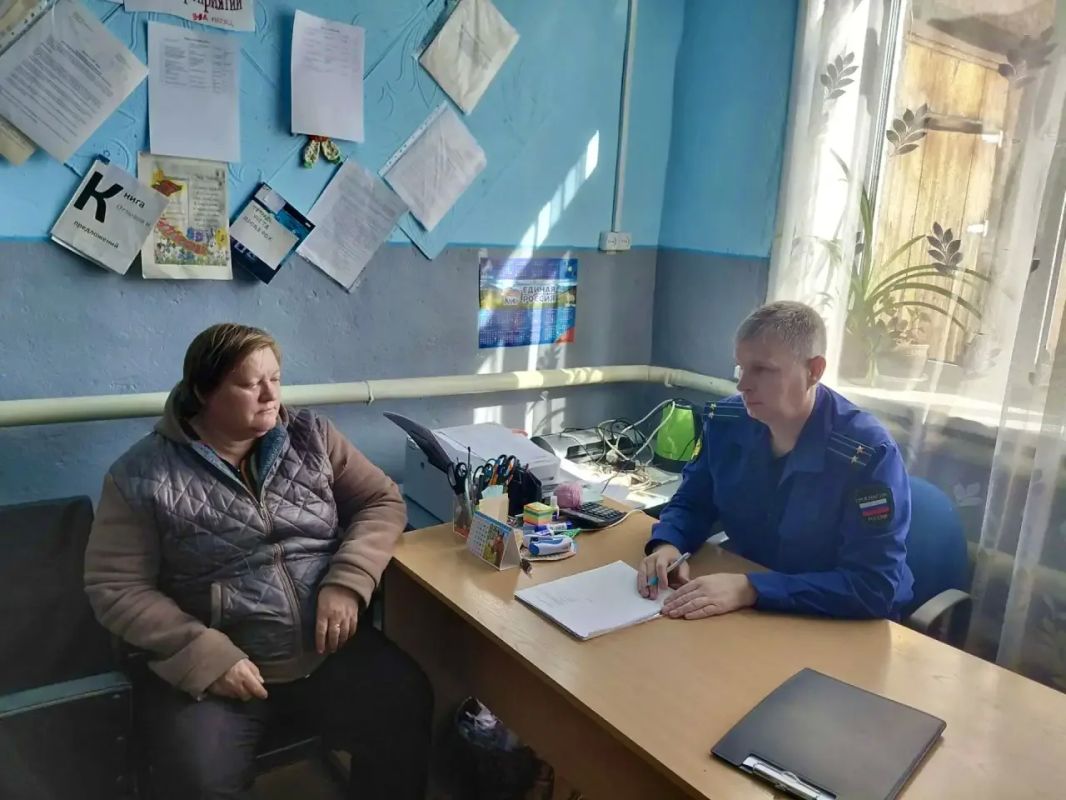 Прокурор Турочакского района провел личный прием граждан