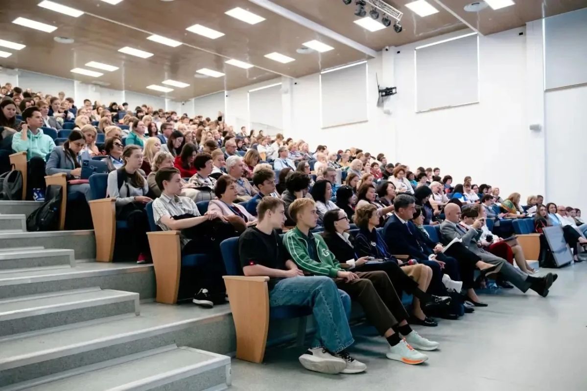 Преподаватели Горно-Алтайского госуниверситета Алтынай Тонжеракова и Раиса Адарина приняли участие в двухдневной программе повышения квалификации по денежно-кредитной политике в Новосибирском государственном университете Преподаватели Горно-Алтайского госуниверситета Алтынай Тонжеракова и Раиса Адарина приняли участие в двухдневной программе повышения квалификации по денежно-кредитной политике в Новосибирском государственном университете