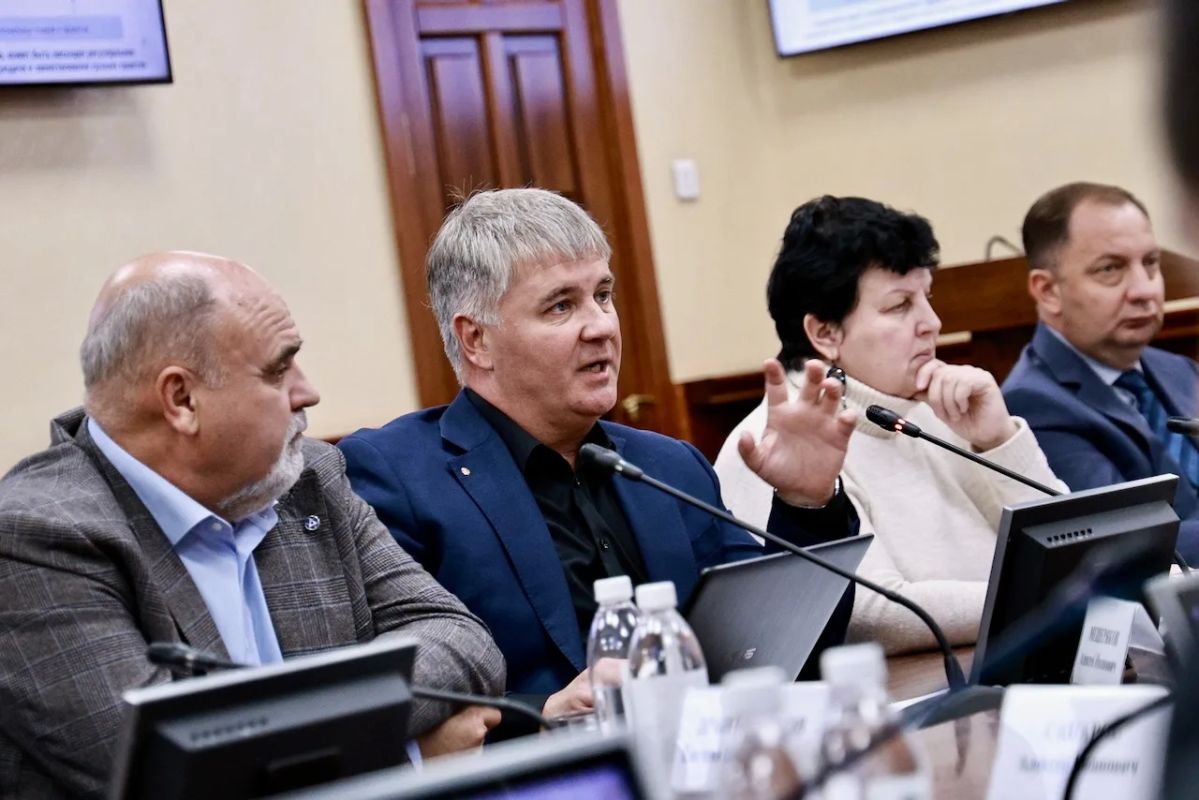 Андрей Турчак: Республика Алтай присоединится к программе «Эффективный регион» Андрей Турчак: Республика Алтай присоединится к программе «Эффективный регион»