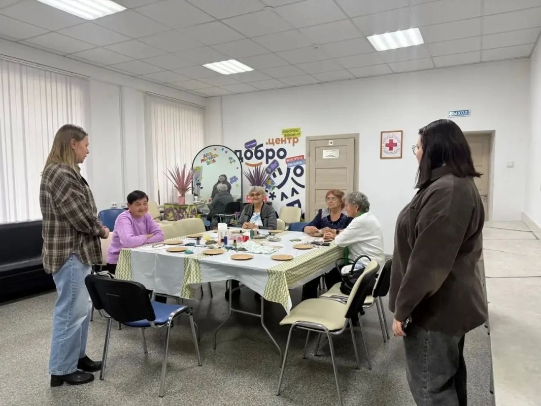В рамках месячника пожилого человека прошел мастер-класс по изготовлению ароматических саше В рамках месячника пожилого человека прошел мастер-класс по изготовлению ароматических саше