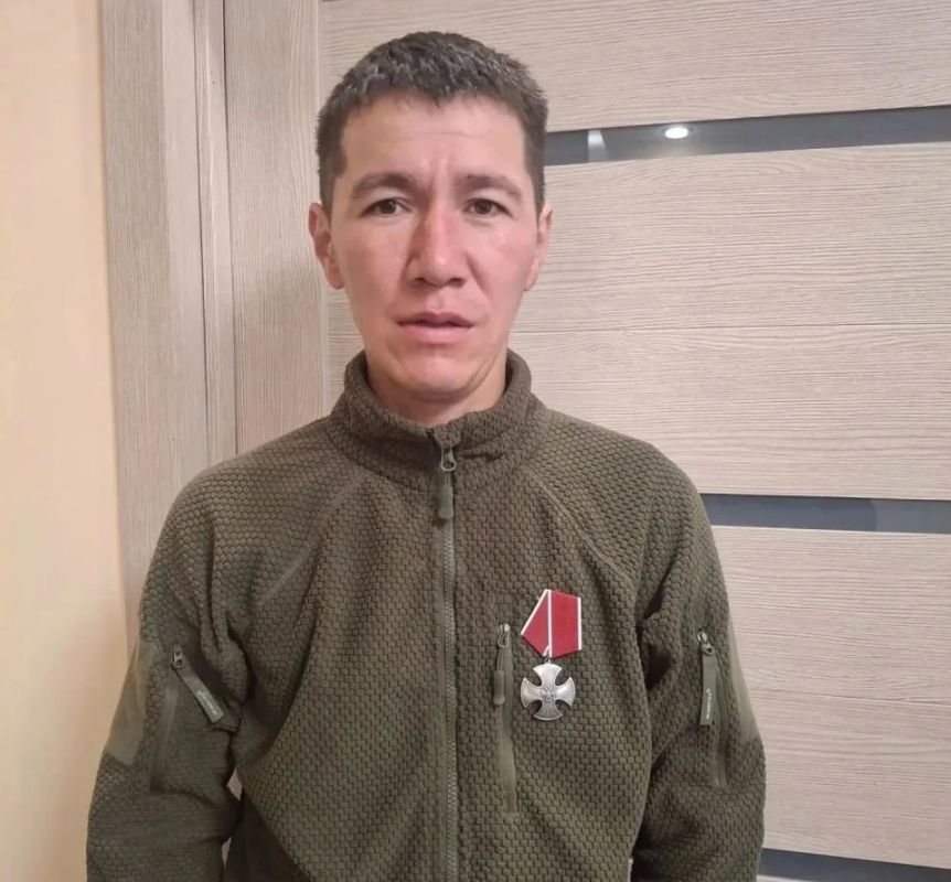 Наш земляк Айасту Яйдинов получил орден Мужества