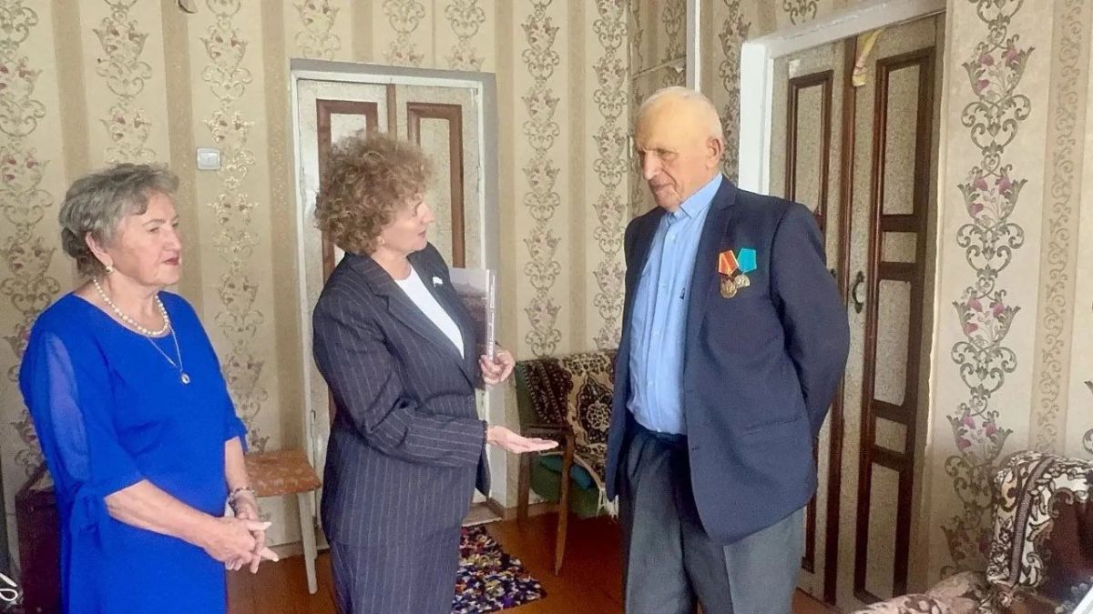 92 года исполняется ветерану труда Ивану Константиновичу Обухову из Майминского района 92 года исполняется ветерану труда Ивану Константиновичу Обухову из Майминского района