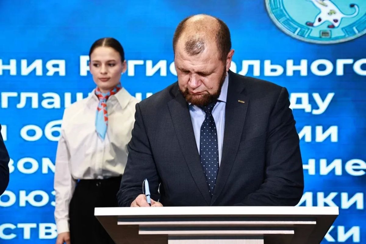 Александр Прокопьев: Сегодня подписано трёхстороннее соглашение между Правительством региона, объединениями работодателей и профсоюзами республики на 2026–2029 годы Александр Прокопьев: Сегодня подписано трёхстороннее соглашение между Правительством региона, объединениями работодателей и профсоюзами республики на 2026–2029 годы