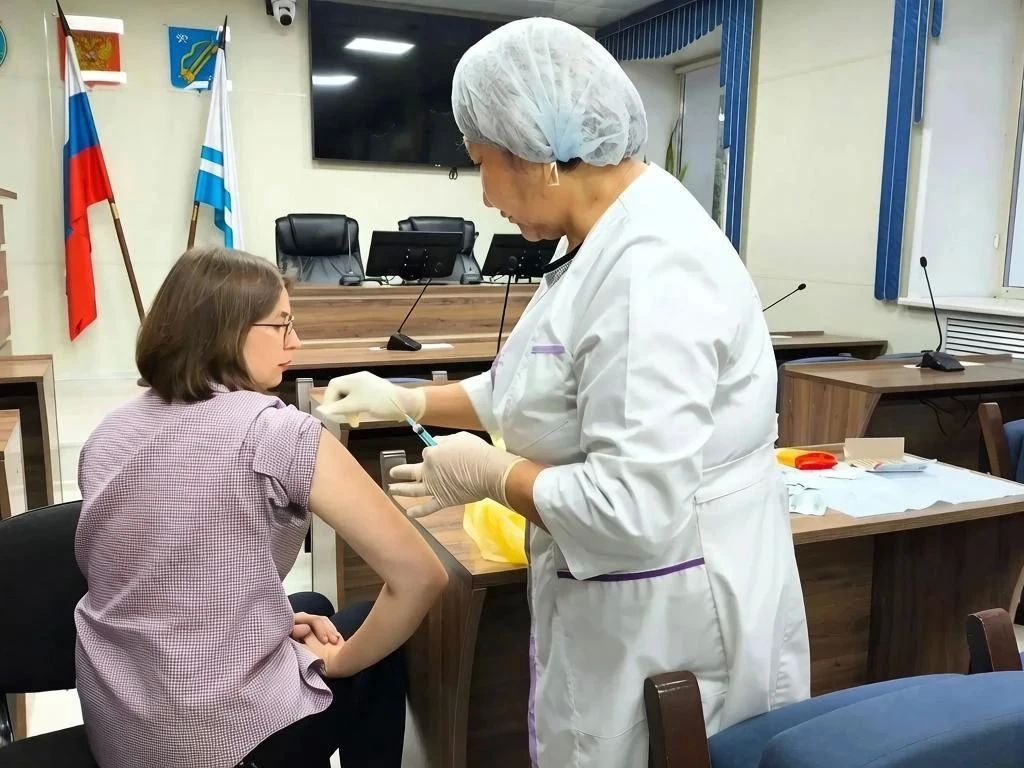 В Горно-Алтайске проходит вакцинация от гриппа В Горно-Алтайске проходит вакцинация от гриппа