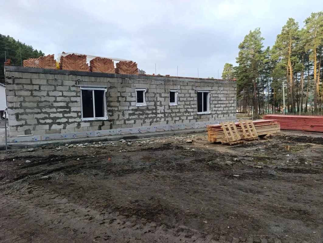 Строительство двухквартирного дома для учителей продолжается в Манжероке Строительство двухквартирного дома для учителей продолжается в Манжероке