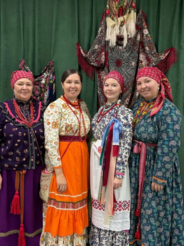 В Доме Дружбы народов РА прошёл праздник «Семёнов день (от Семёна до Кузьмы)» В Доме Дружбы народов РА прошёл праздник «Семёнов день (от Семёна до Кузьмы)»