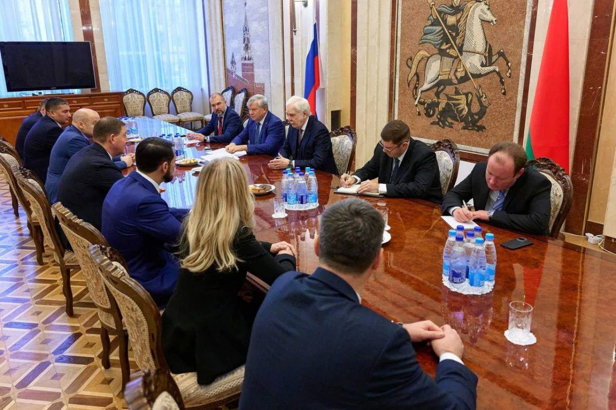 Республика Алтай и Беларусь подписали программу сотрудничества Республика Алтай и Беларусь подписали программу сотрудничества