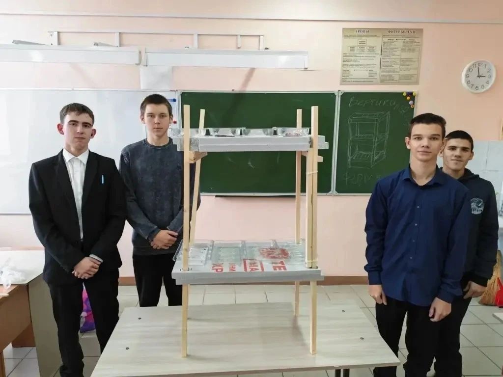 В октябре мобильный технопарк «Кванториум» провел выездные образовательные сессии в школах Турочакского, Чемальского, Чойского и Шебалинского районов В октябре мобильный технопарк «Кванториум» провел выездные образовательные сессии в школах Турочакского, Чемальского, Чойского и Шебалинского районов